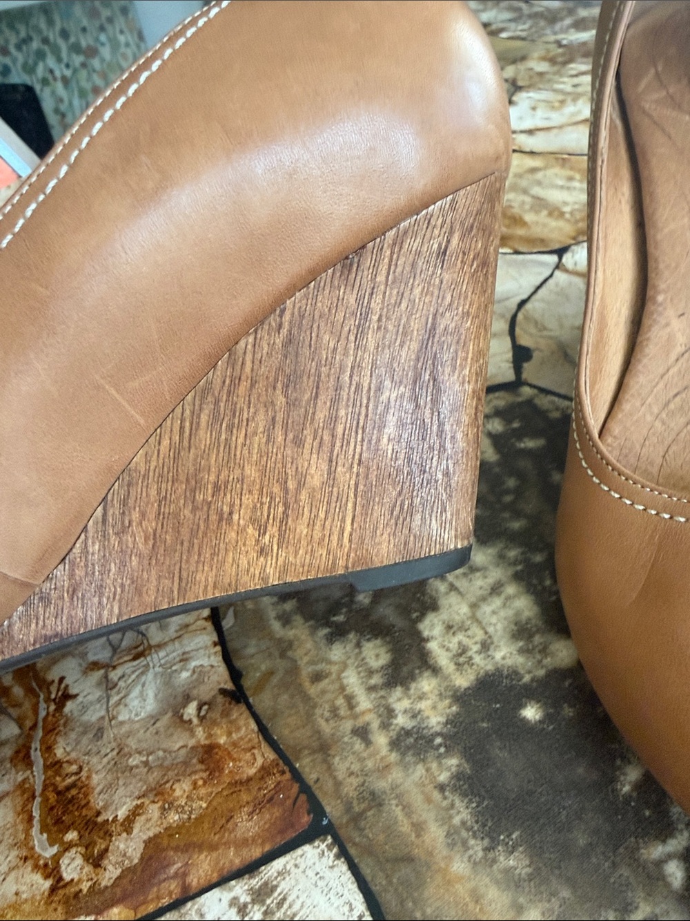 Clarks Indigo Cognac Leather Wooden Wedge Pumps Women’s Size 9.5 Comfort Shoes - Picture 5 of 6